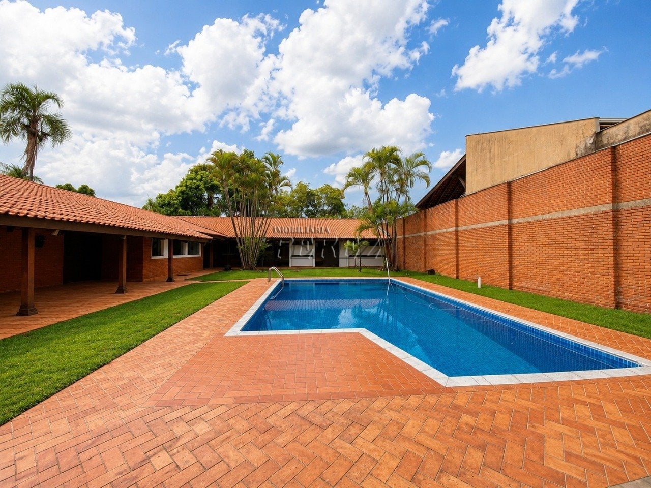 Casa à venda no centro de Londrina - Dom Pedro
