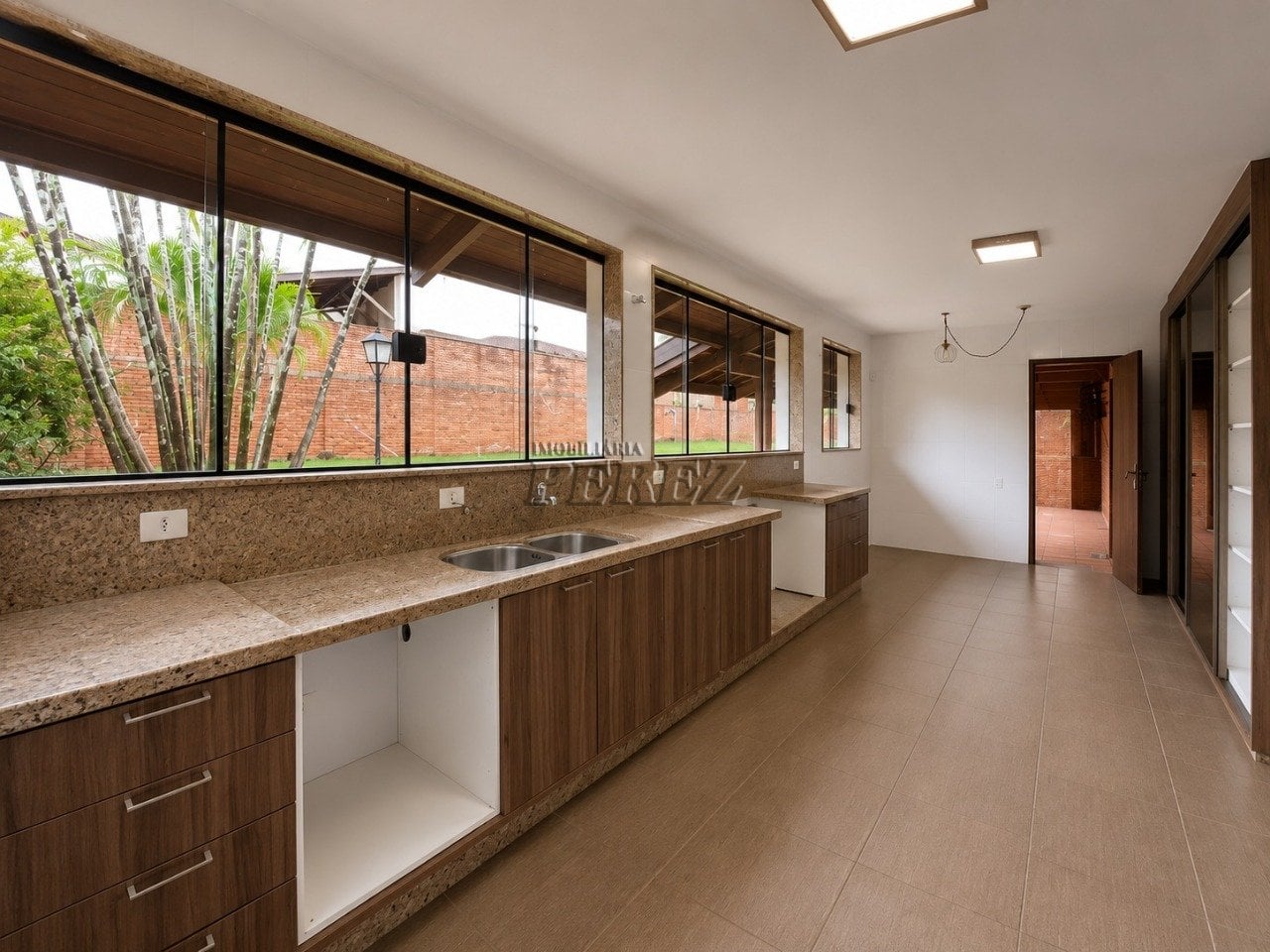 Casa à venda no centro de Londrina - Dom Pedro