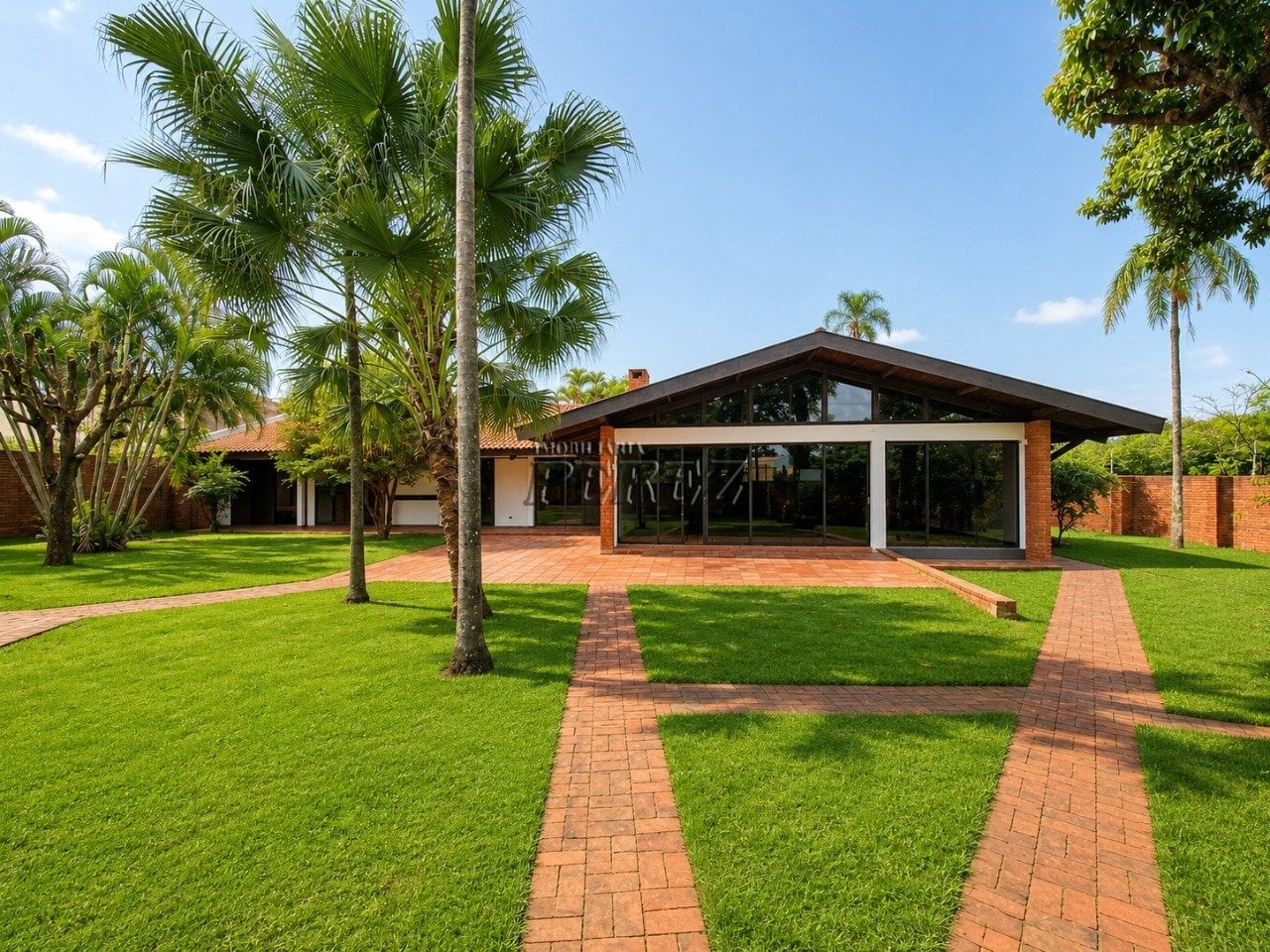 Casa à venda no centro de Londrina - Dom Pedro