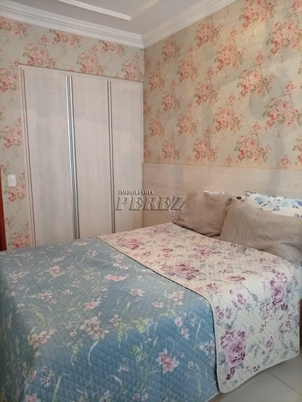 Apartamento à venda no Edifício Santarém no centro de Londrina