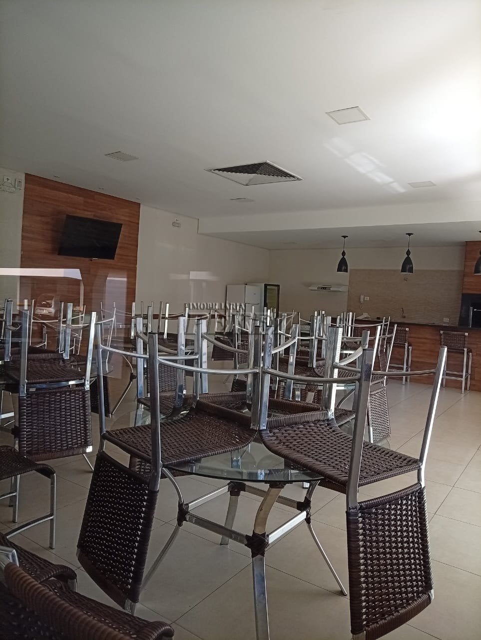 Apartamento à venda no Edifício Santarém no centro de Londrina