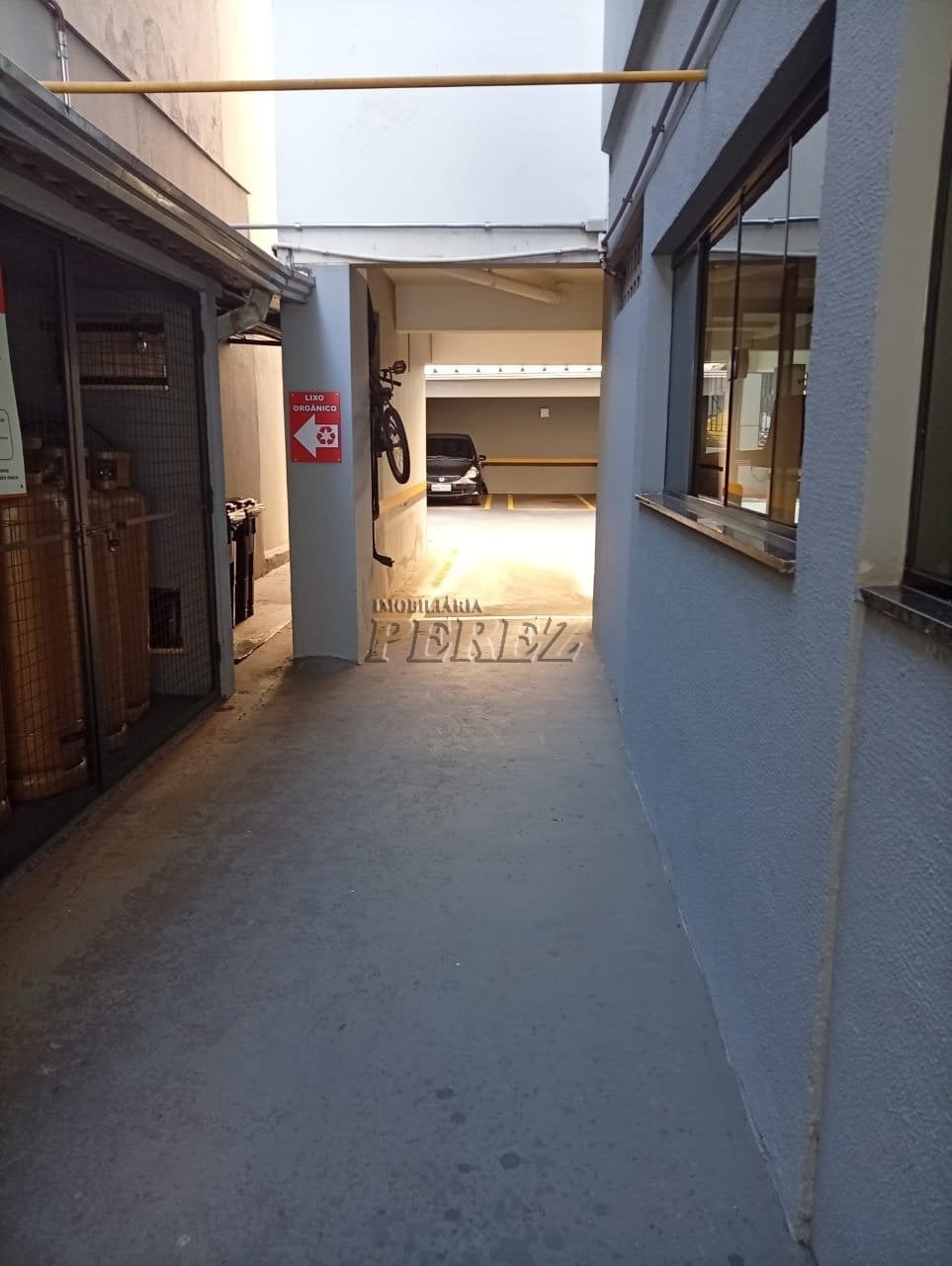 Apartamento à venda no Edifício Santarém no centro de Londrina