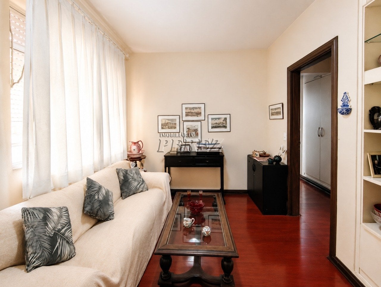 Apartamento de 3 quartos para alugar no Centro em Londrina