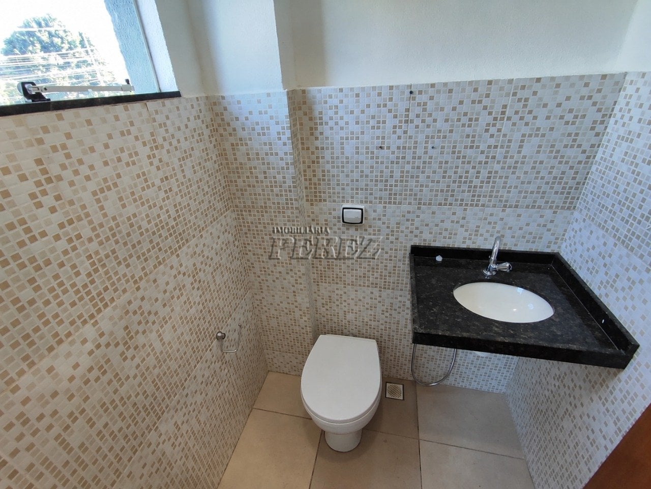 Galpão / Depósito / Armazém para alugar, 218m² - Jardim Belo Horizonte