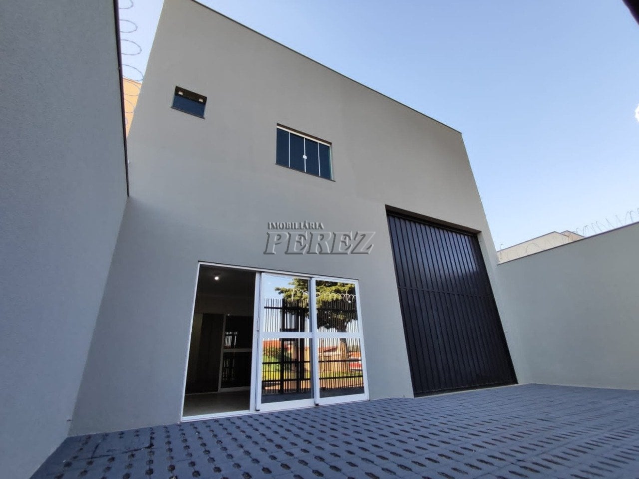 Galpão / Depósito / Armazém para alugar, 218m² - Jardim Belo Horizonte