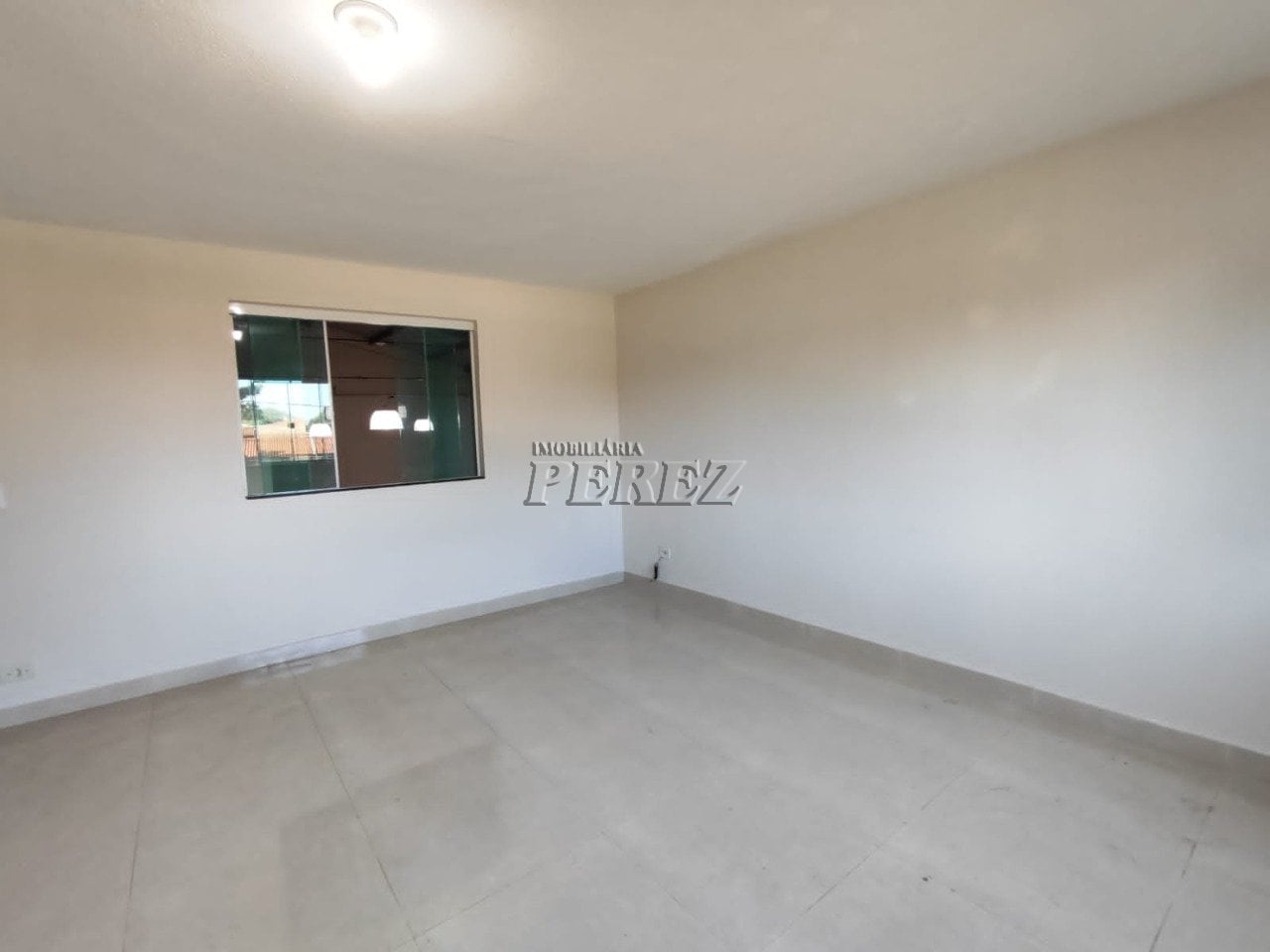 Galpão / Depósito / Armazém para alugar, 218m² - Jardim Belo Horizonte