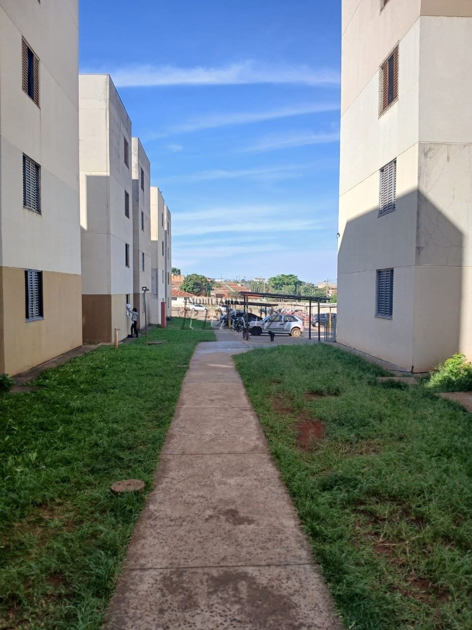 Apartamento à venda e locação no Condomínio Vista Bela 5 - Região norte de Londrina