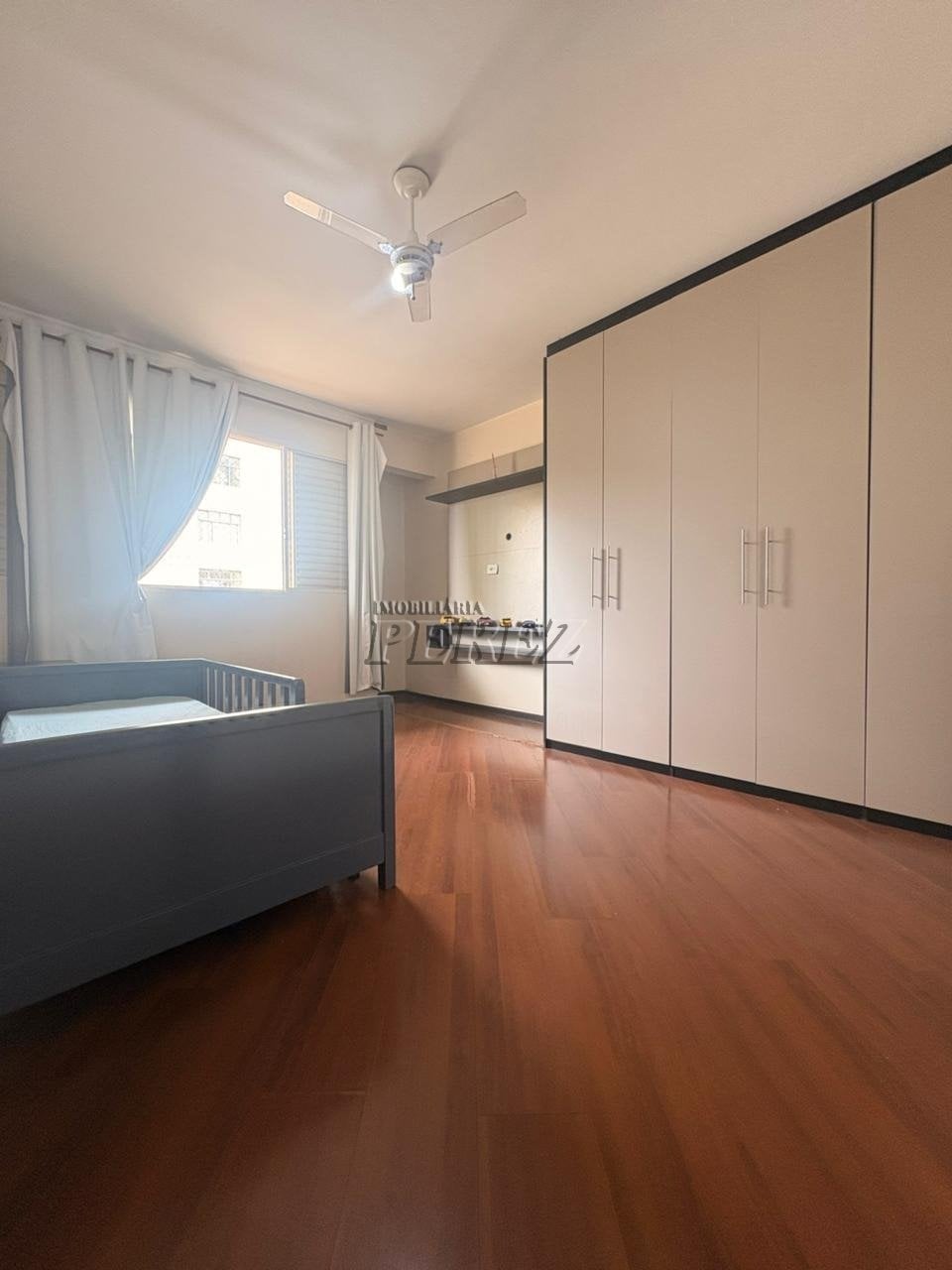 Apartamento à venda no Edifício Leonardo da Vinci - Centro de Londrina