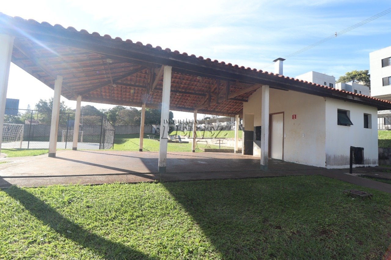 Apartamento para alugar no residencial Lindoia região leste