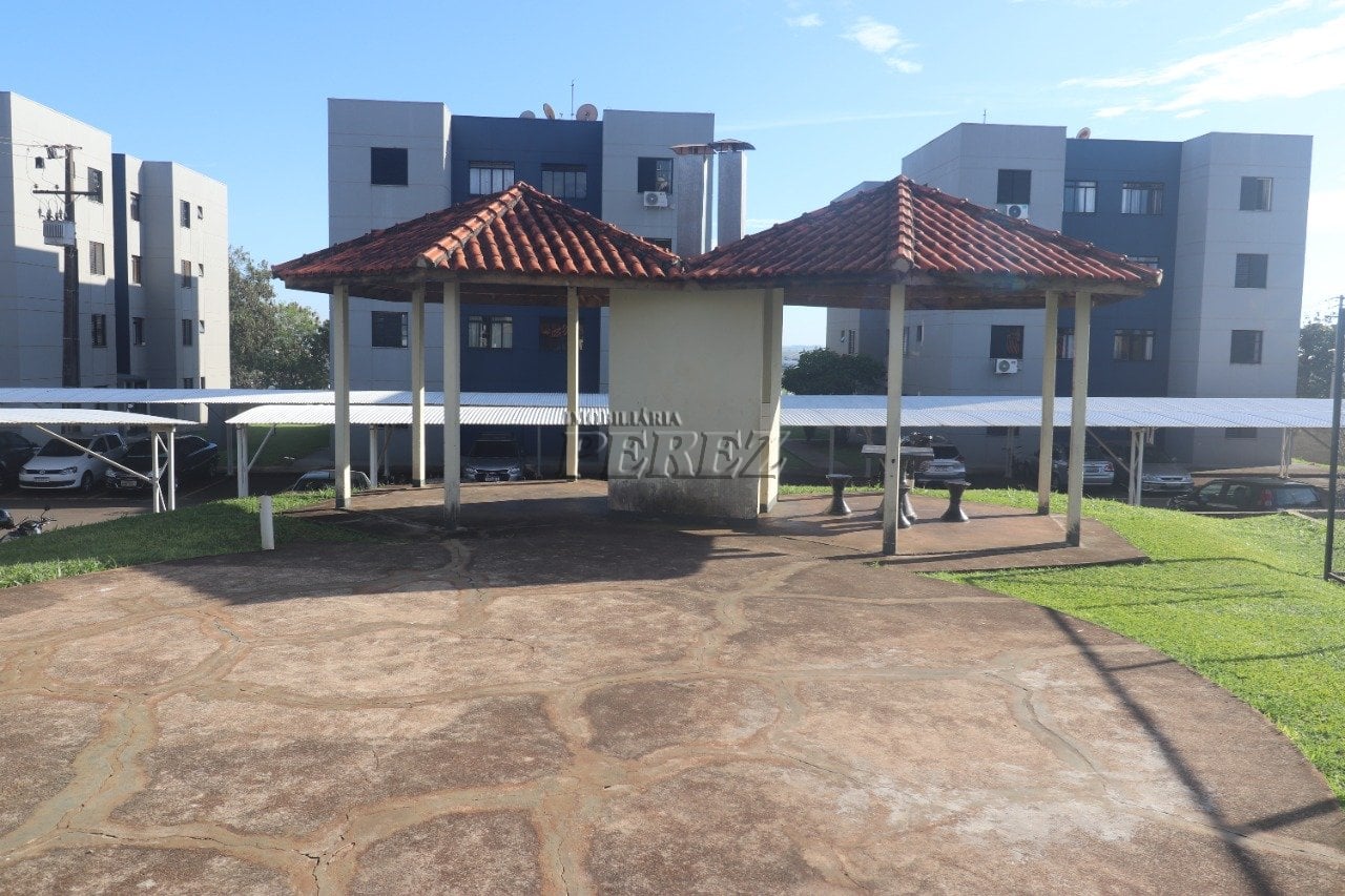 Apartamento para alugar no residencial Lindoia região leste