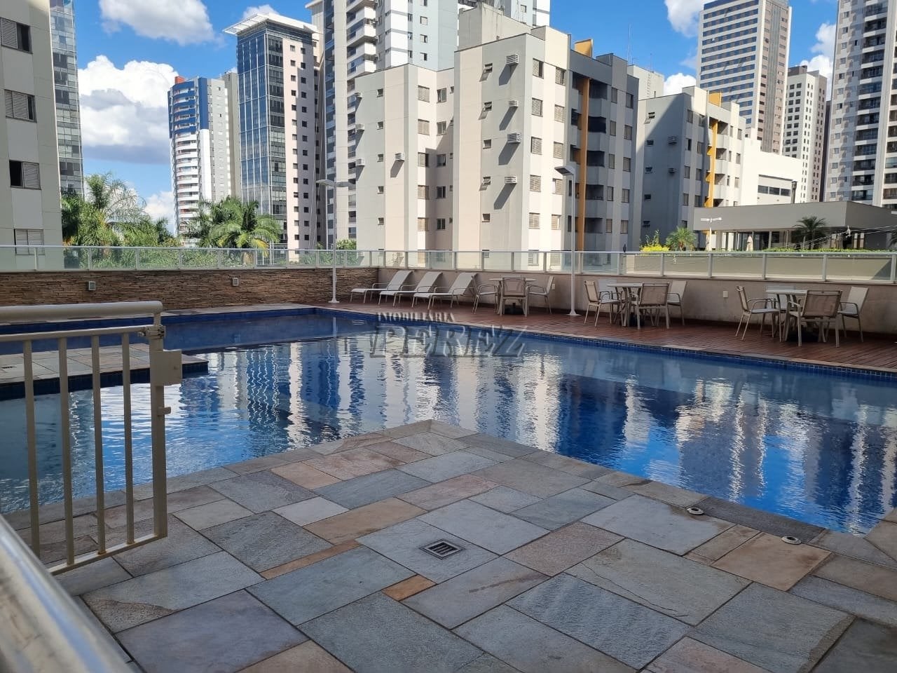 Apartamento para alugar no Fontaine D'or Residence zona sul
