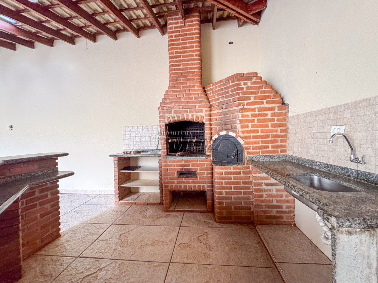 Casa para alugar no Jardim Universitário - Região oeste de Londrina
