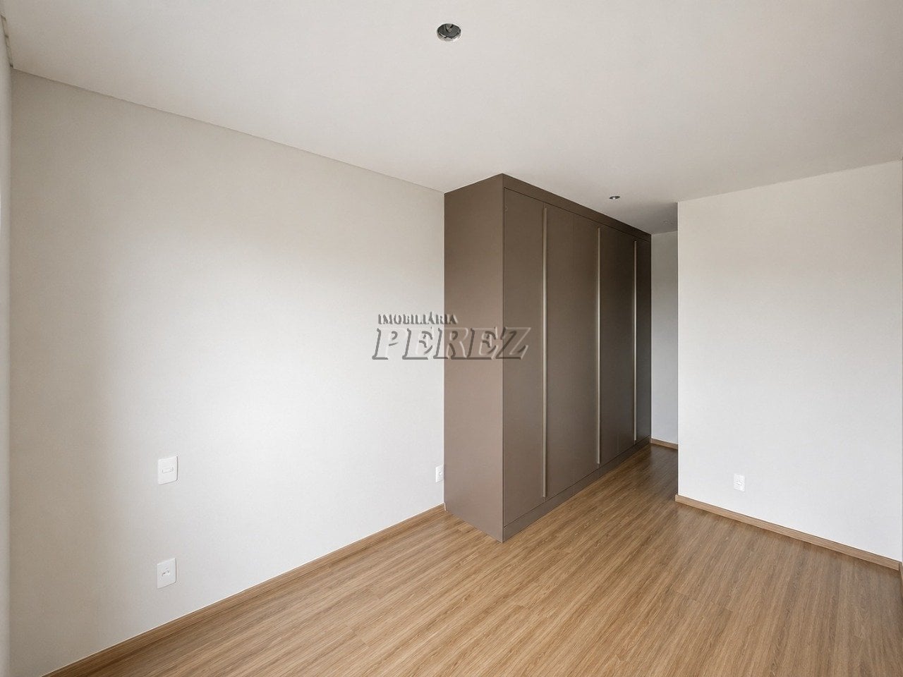 Apartamento à venda e locação no Edifício Vibe, região Sul de Londrina