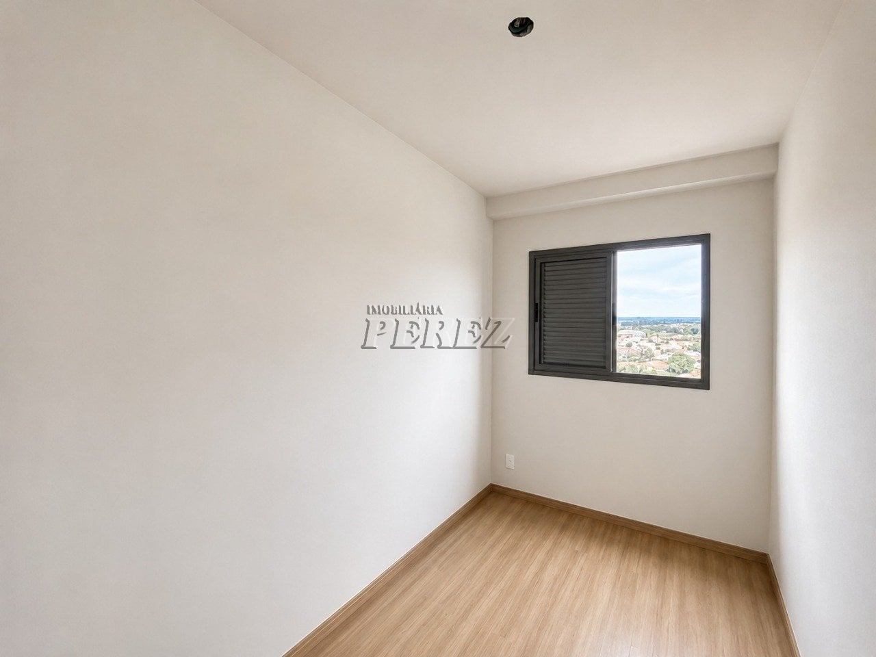 Apartamento à venda e locação no Edifício Vibe, região Sul de Londrina