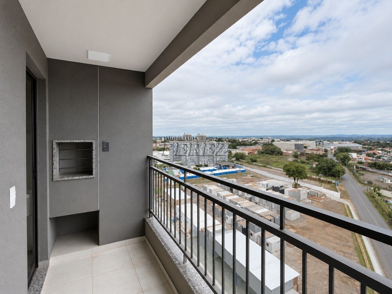 Apartamento à venda e locação no Edifício Vibe, região Sul de Londrina