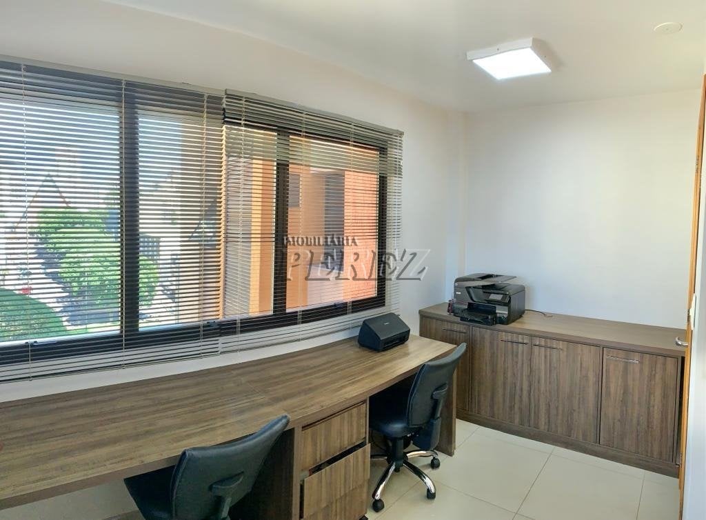 Sala comercial à venda no Edifício Oscar Fuganti - Região central de Londrina