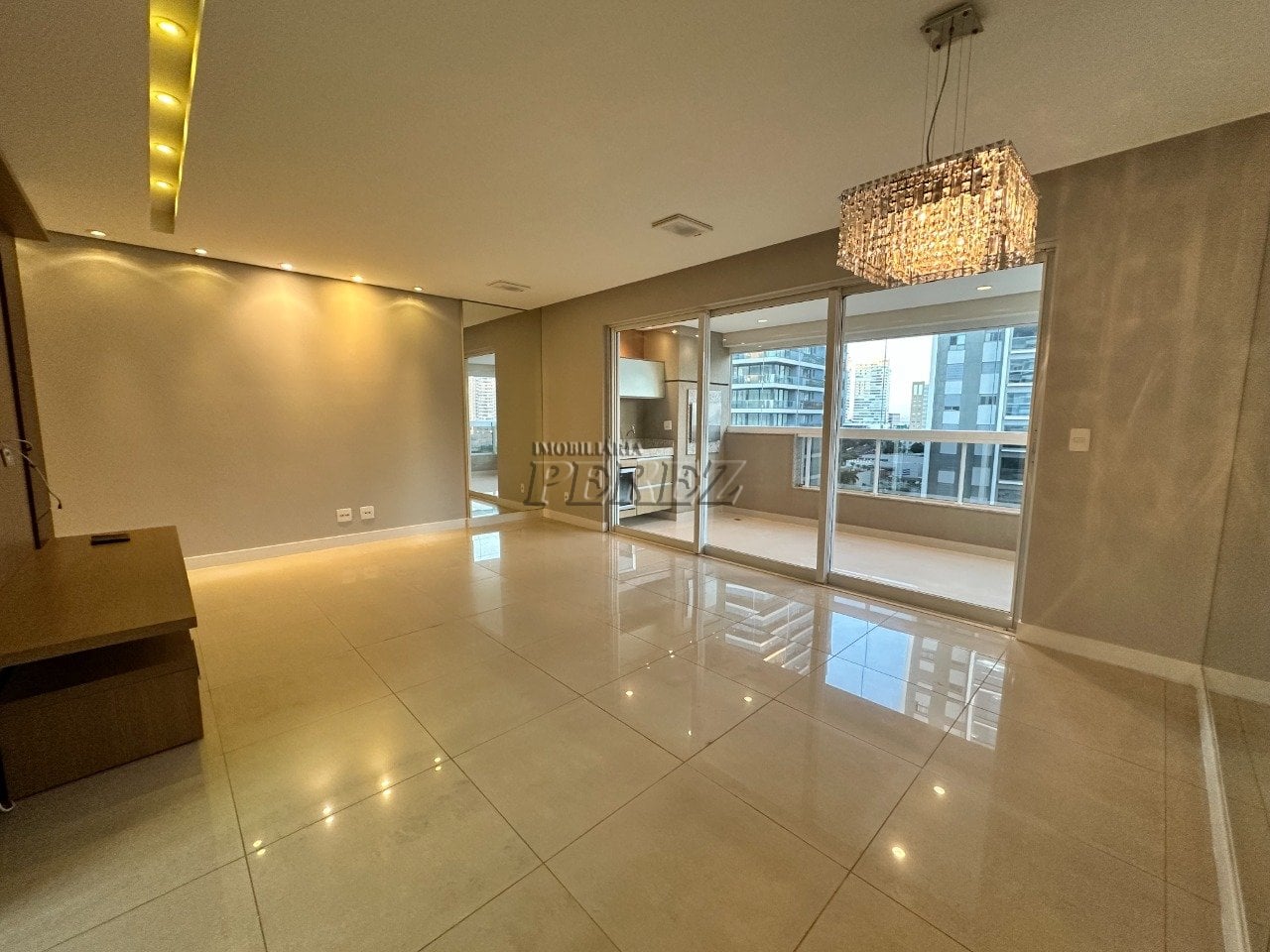 Apartamento 3 Quartos com Planejados na Gleba Palhano | Torre Almeria
