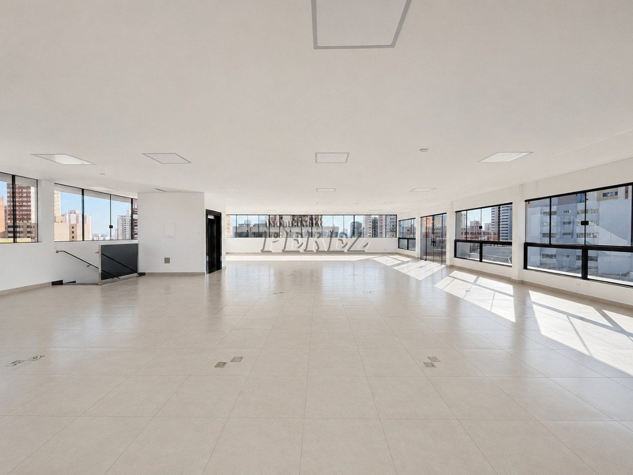 Cobertura para alugar no Edifício Rafíh - Centro de Londrina