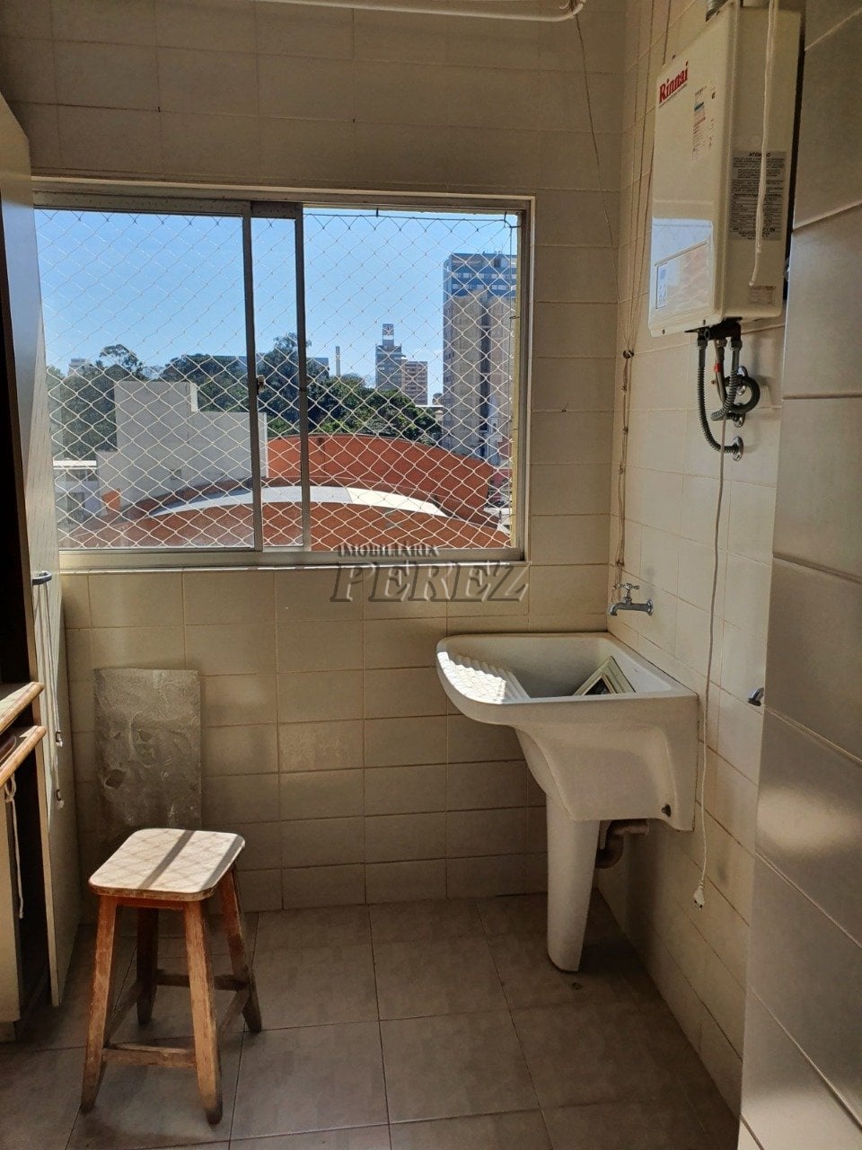 Apartamento à venda no Edifício Residencial Rio de Janeiro no centro de Londrina
