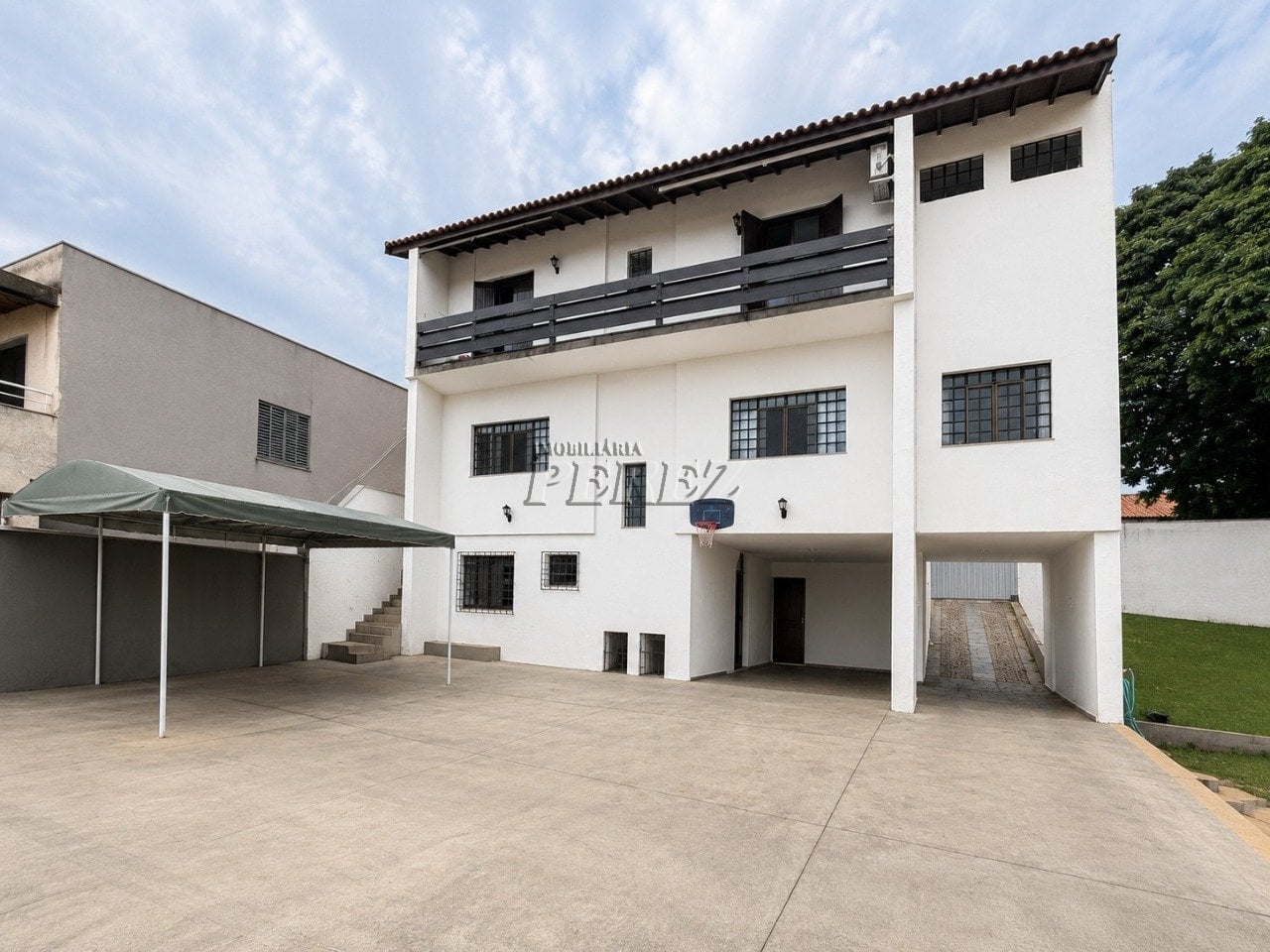 Casa à venda no Jardim Hedy - Região oeste de Londrina