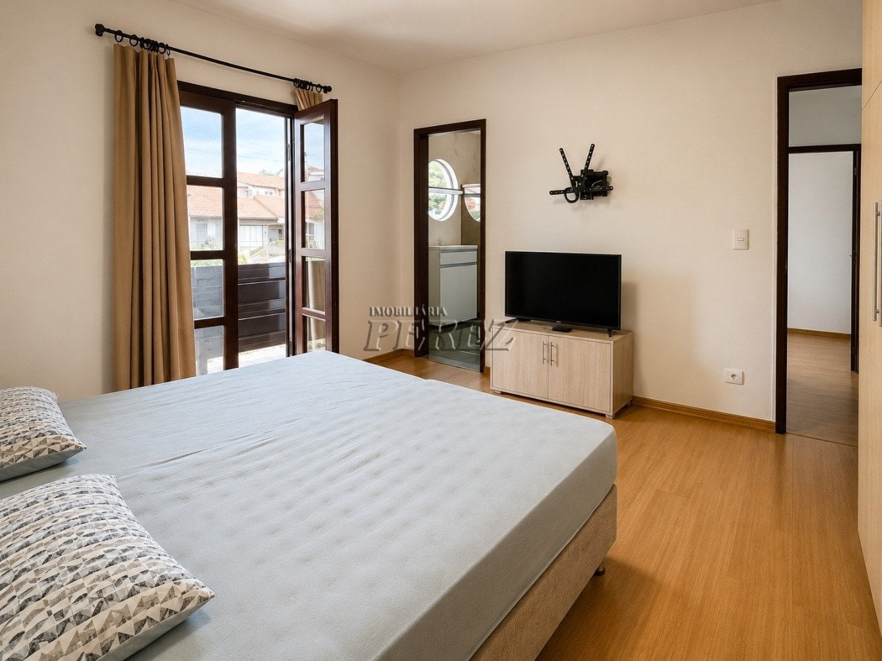 Casa à venda no Jardim Hedy - Região oeste de Londrina