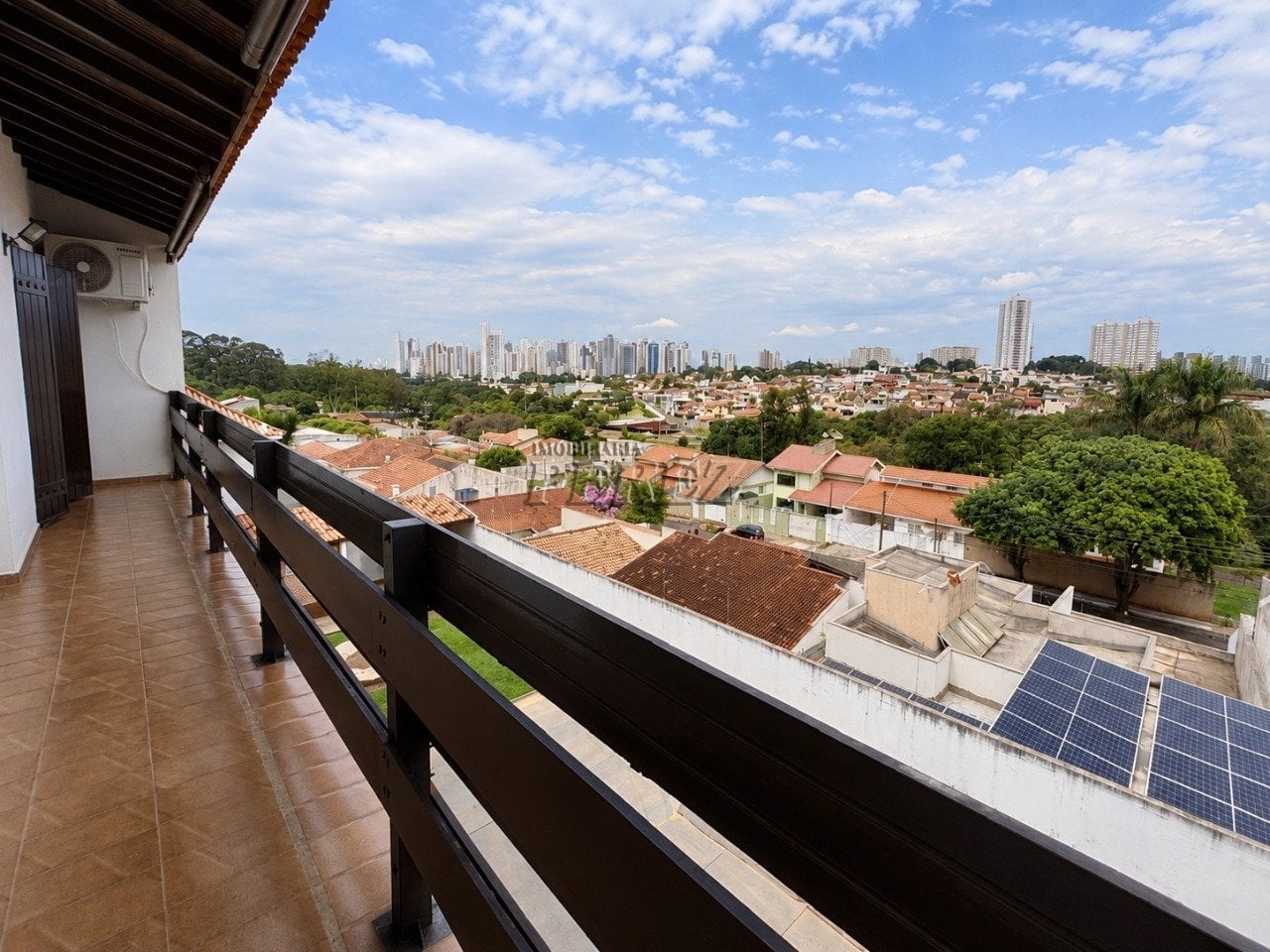 Casa à venda no Jardim Hedy - Região oeste de Londrina