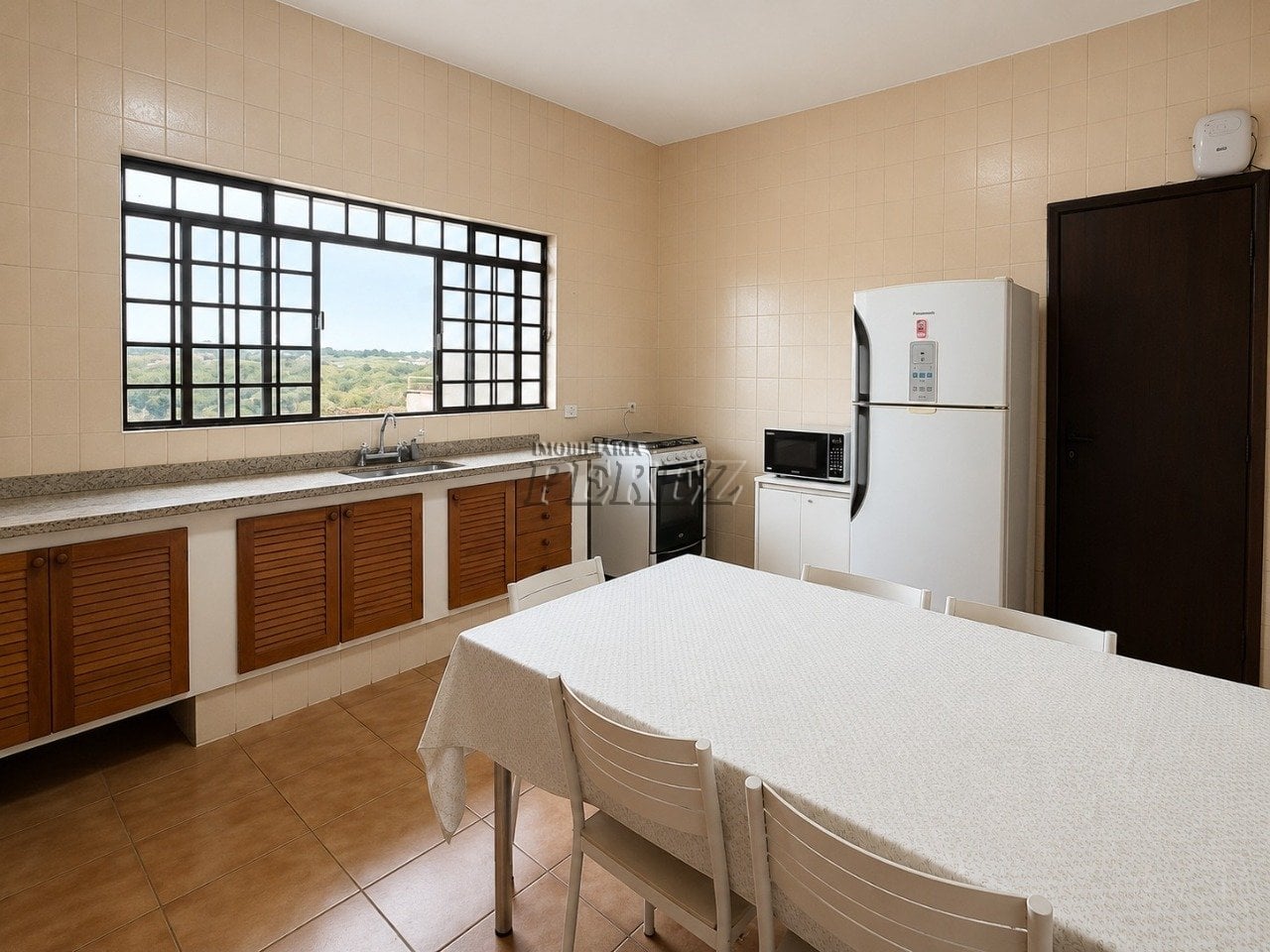 Casa à venda no Jardim Hedy - Região oeste de Londrina