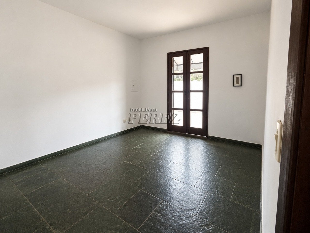 Casa à venda no Jardim Hedy - Região oeste de Londrina