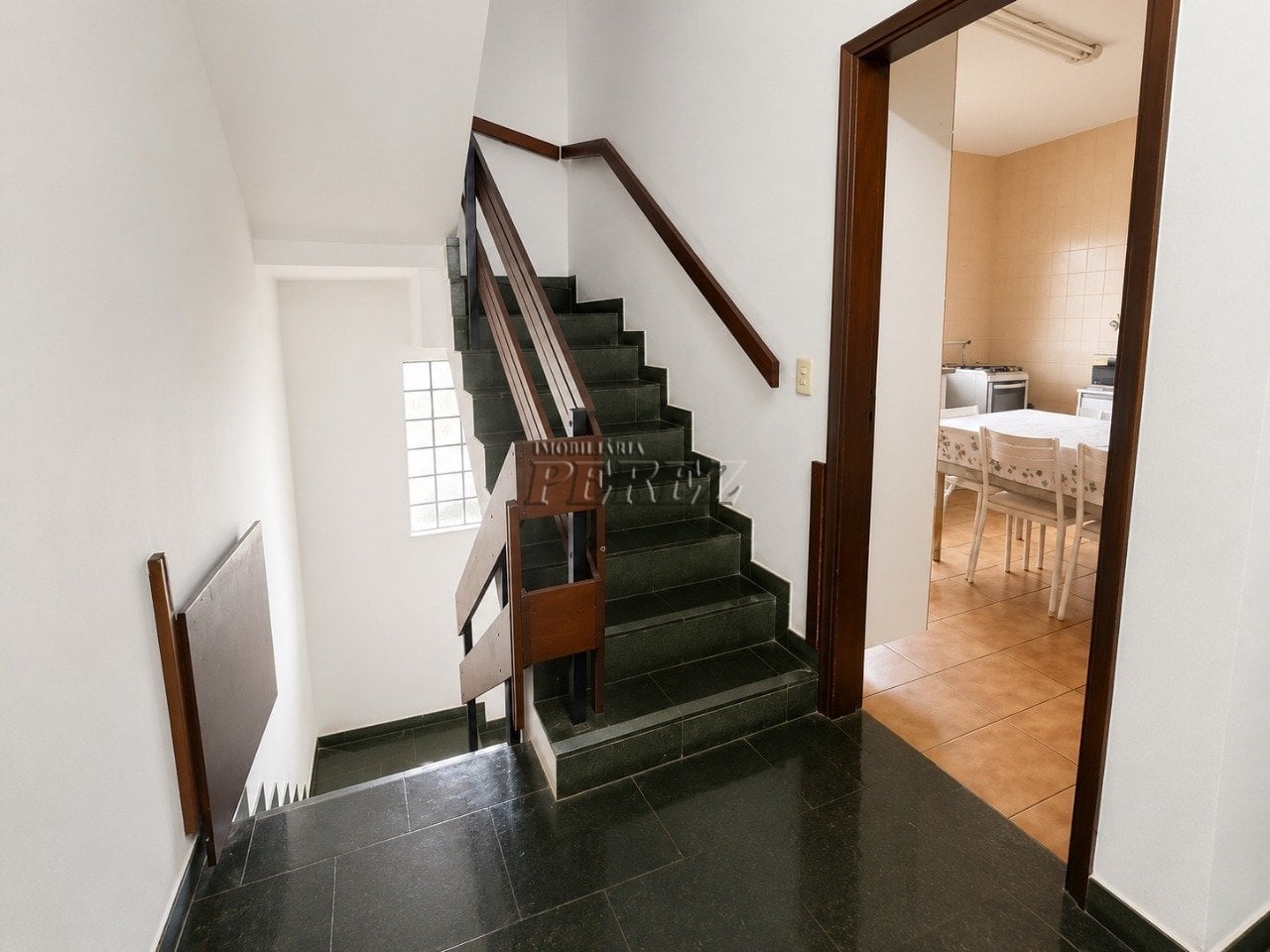 Casa à venda no Jardim Hedy - Região oeste de Londrina