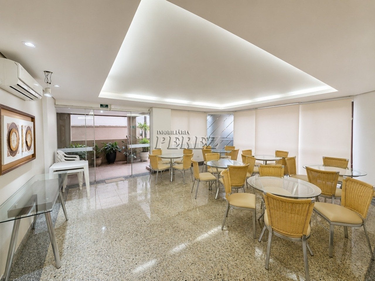 Apartamento à venda no Edifício Bela Cintra - Rua Paranaguá no centro de Londrina