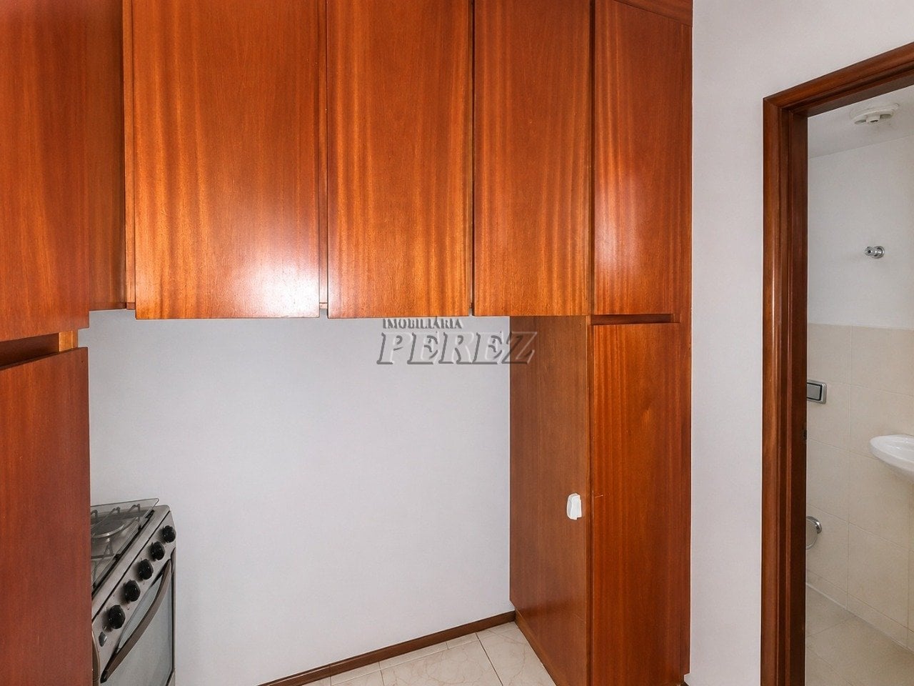 Apartamento à venda no Edifício Bela Cintra - Rua Paranaguá no centro de Londrina