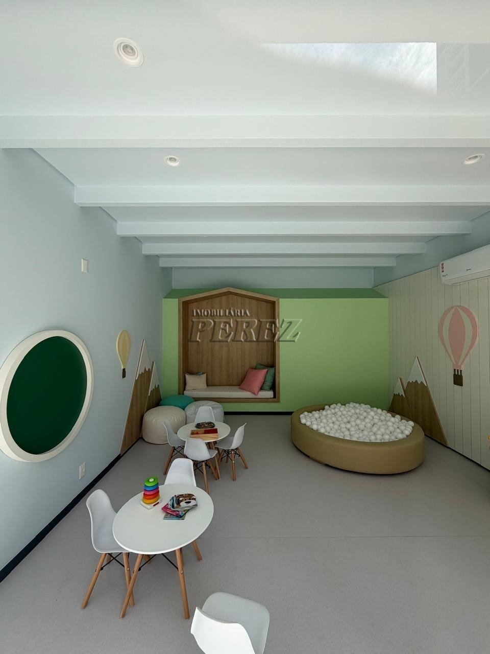 Apartamento à venda no Edifício Casa Palhano - Região sul de Londrina