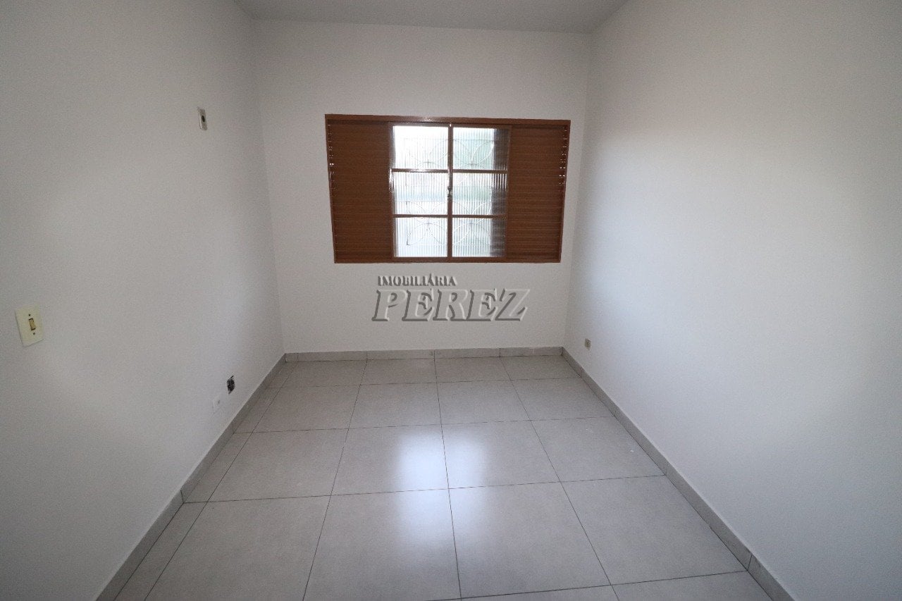 Sobrado à venda no centro de Londrina - Rua Uruguai