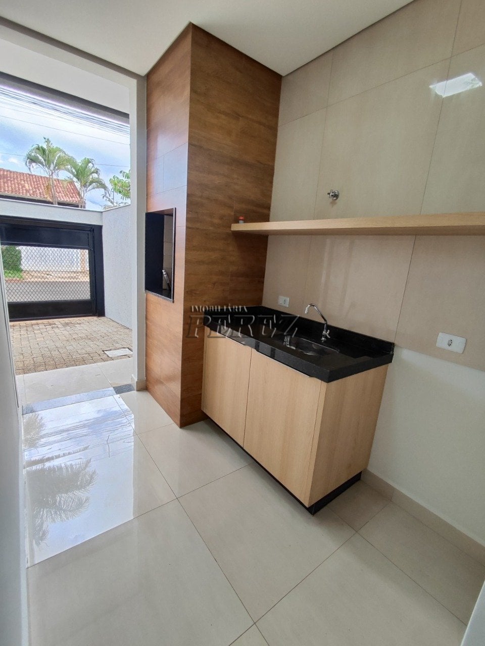 Casa à venda e locação no Jardim Belo Horizonte na região leste de Londrina