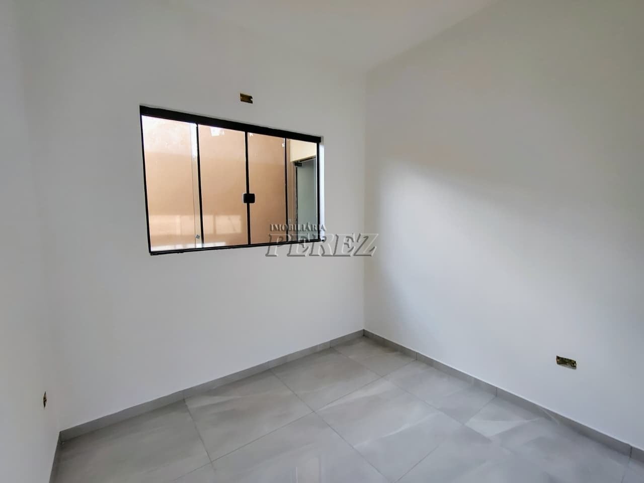 Casa à venda no Conjunto Farid Libos - Região norte de Londrina