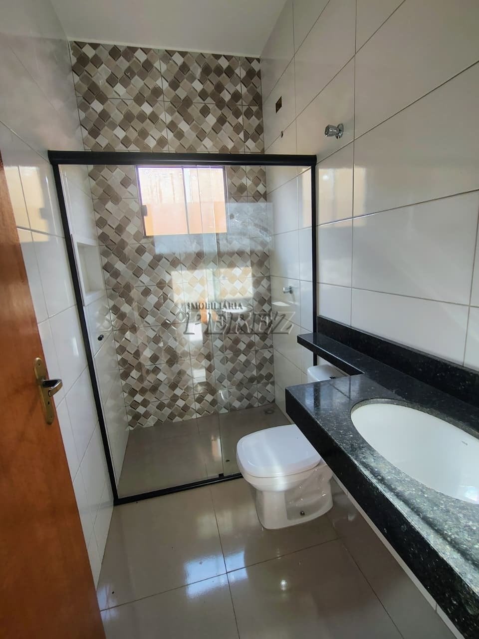 Casa à venda no Conjunto Farid Libos - Região norte de Londrina