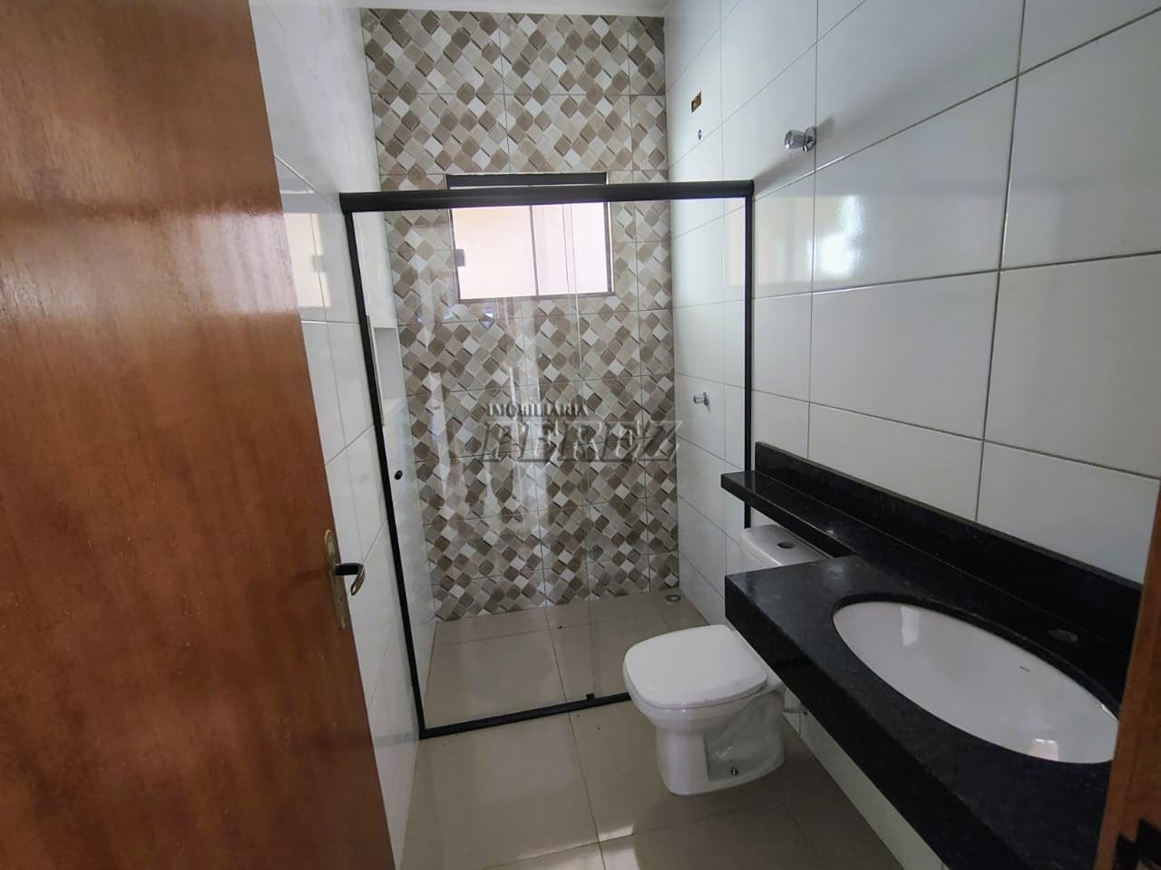 Casa à venda no Conjunto Farid Libos - Região norte de Londrina