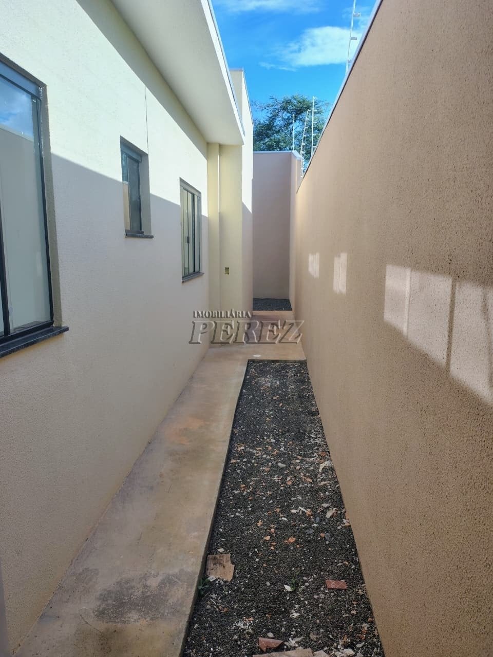 Casa à venda no Conjunto Farid Libos - Região norte de Londrina