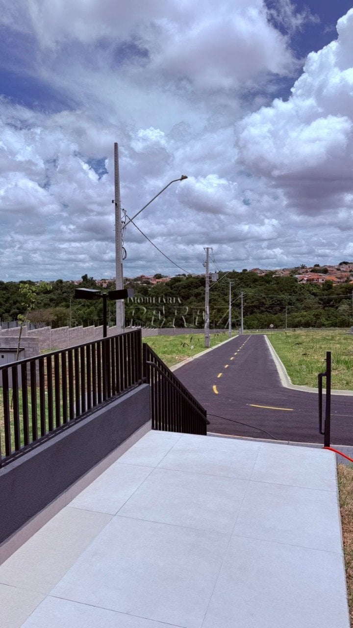 Terreno à venda no Condomínio Tauá Village - Parque Tauá