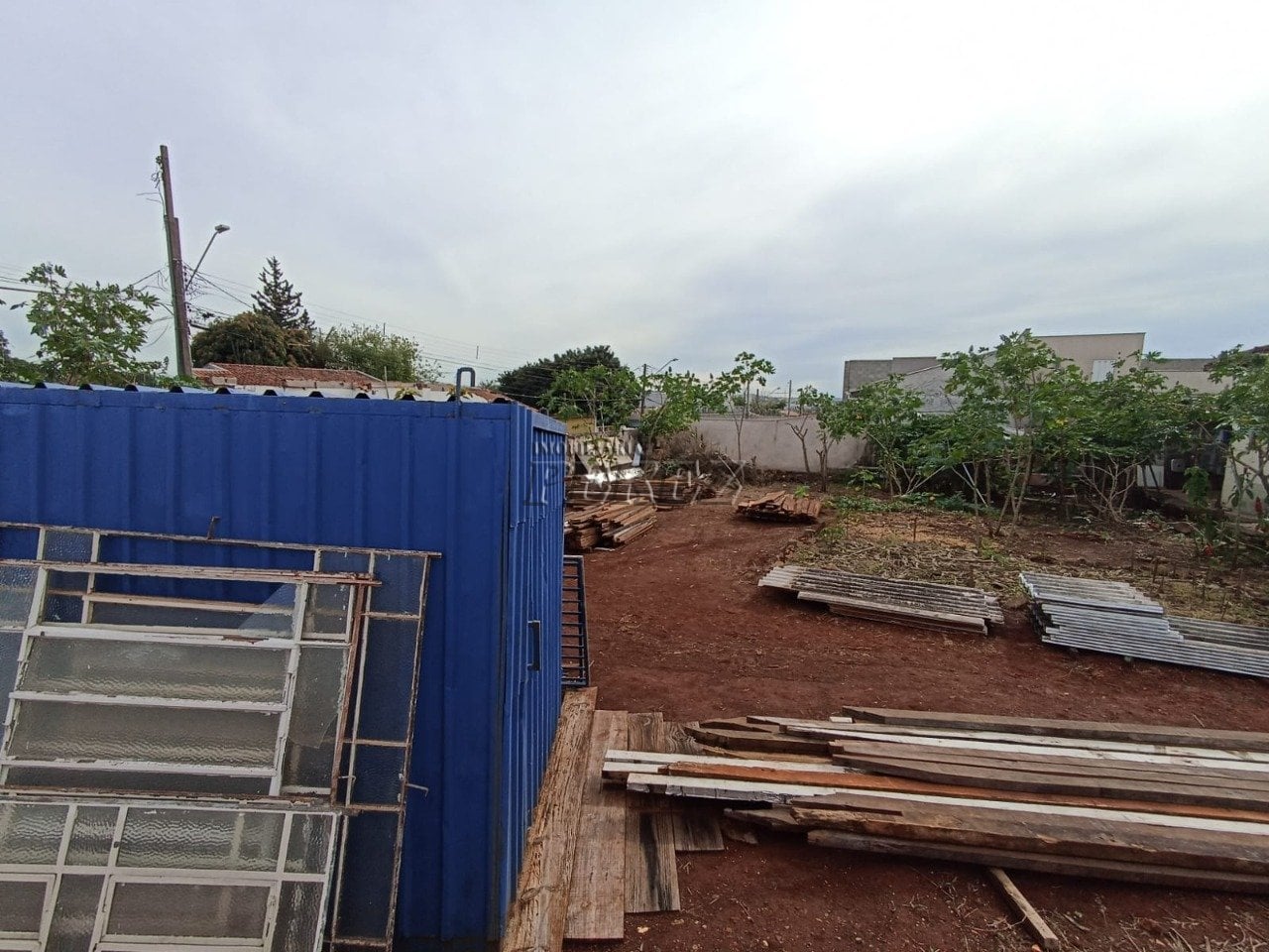 Terreno à venda no centro de Londrina - Portuguesa
