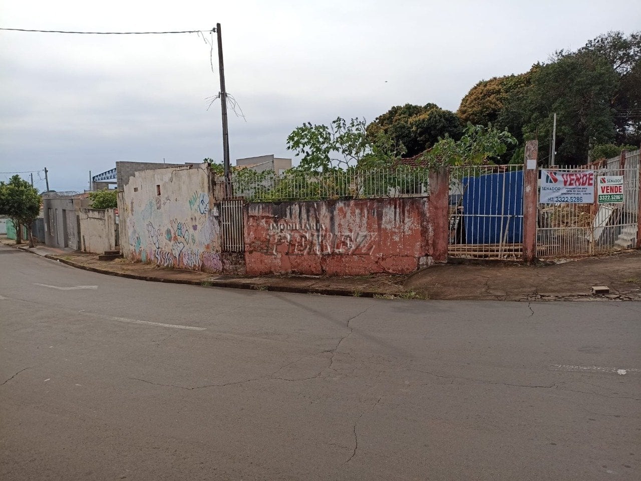 Terreno à venda no centro de Londrina - Portuguesa