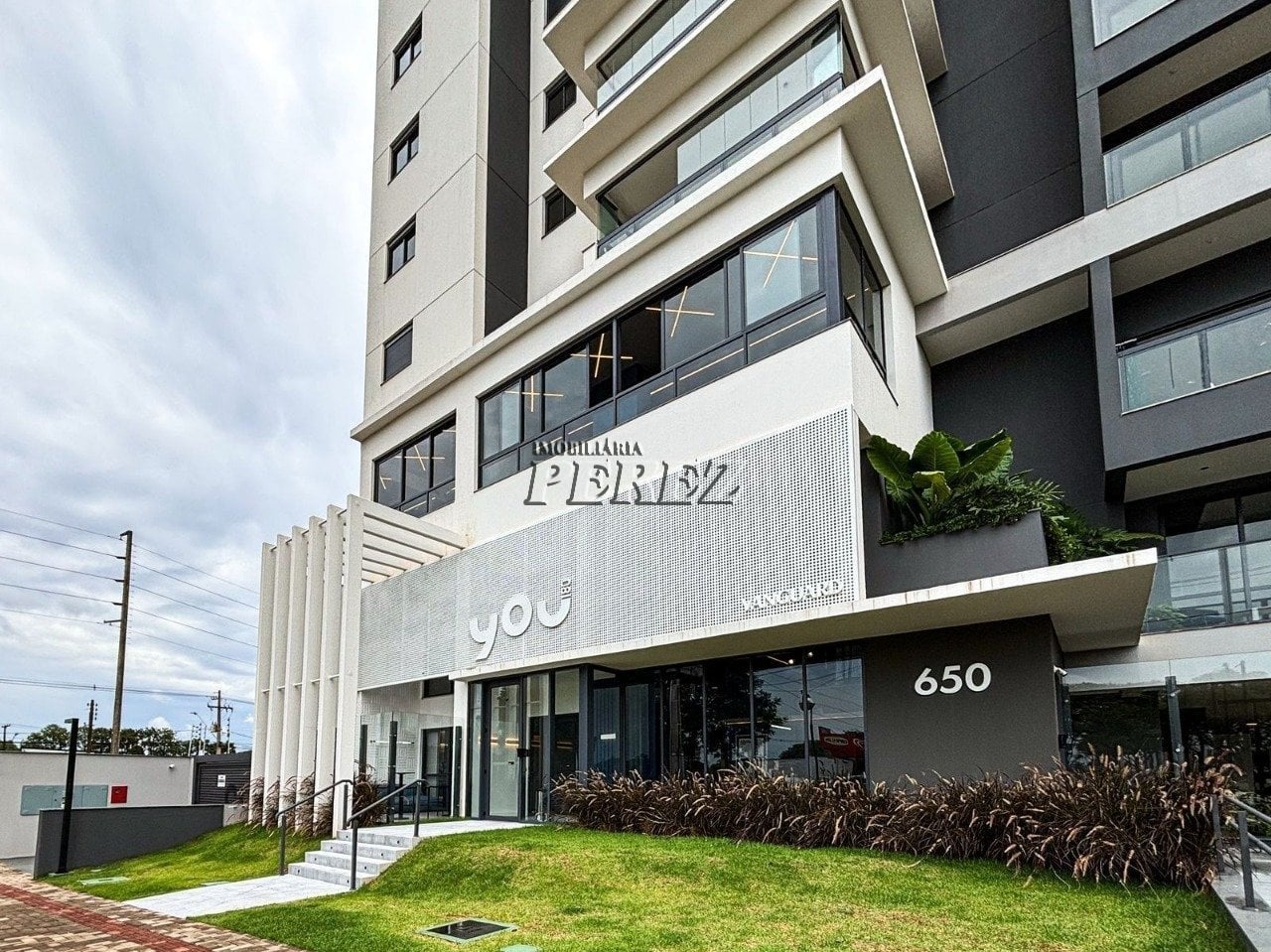 Apartamento à venda no You 180, na região sul de Londrina - Gleba Palhano