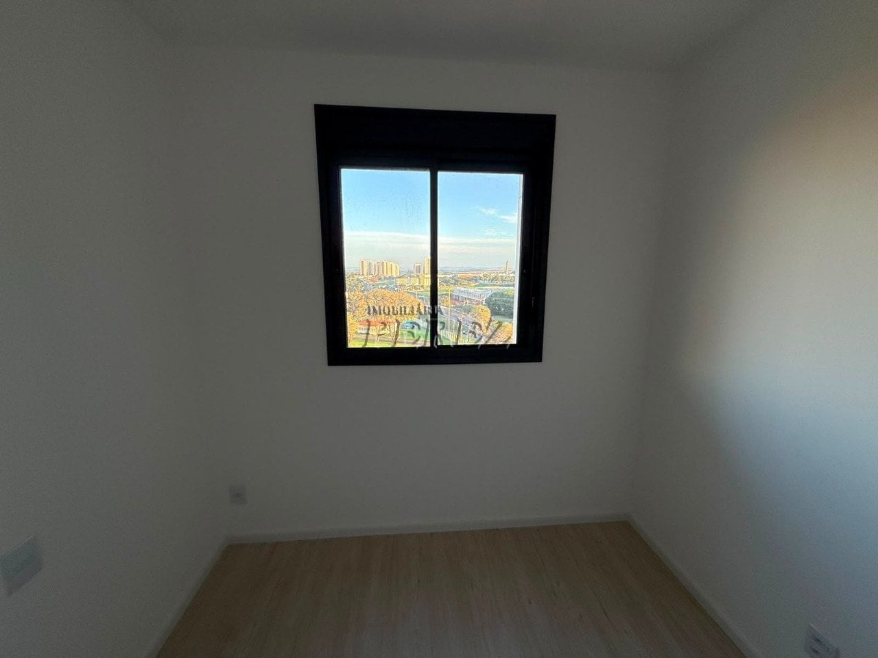 Apartamento à venda no You 180, na região sul de Londrina - Gleba Palhano