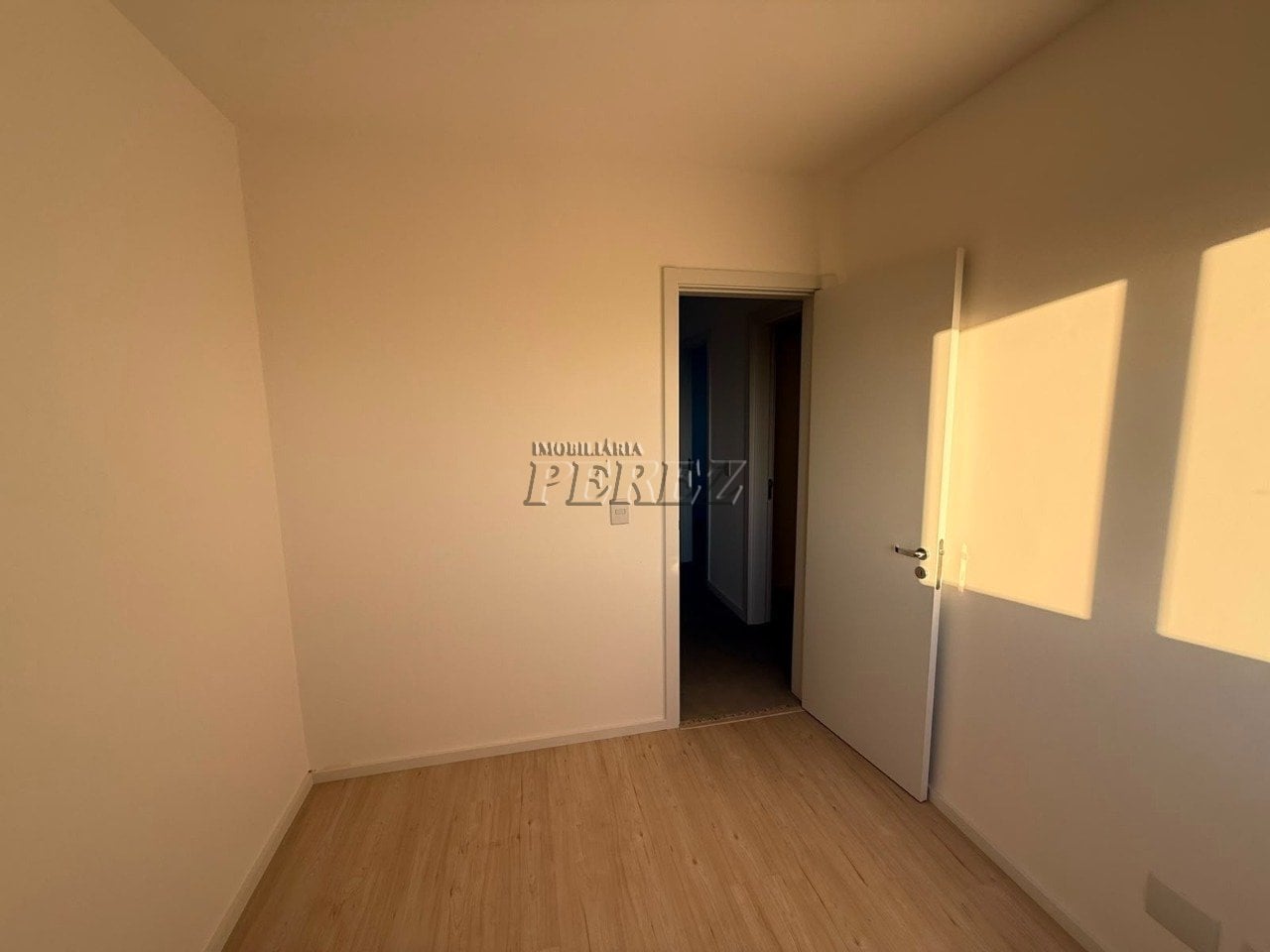 Apartamento à venda no You 180, na região sul de Londrina - Gleba Palhano