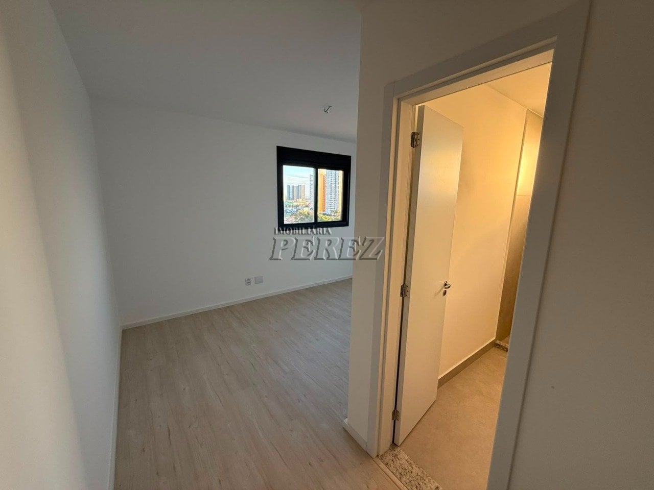 Apartamento à venda no You 180, na região sul de Londrina - Gleba Palhano