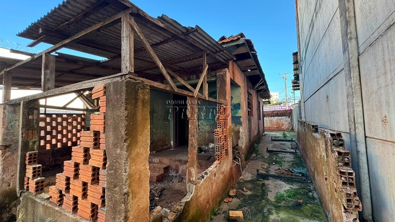 Barracão à venda na região central de Londrina - Vila Casoni