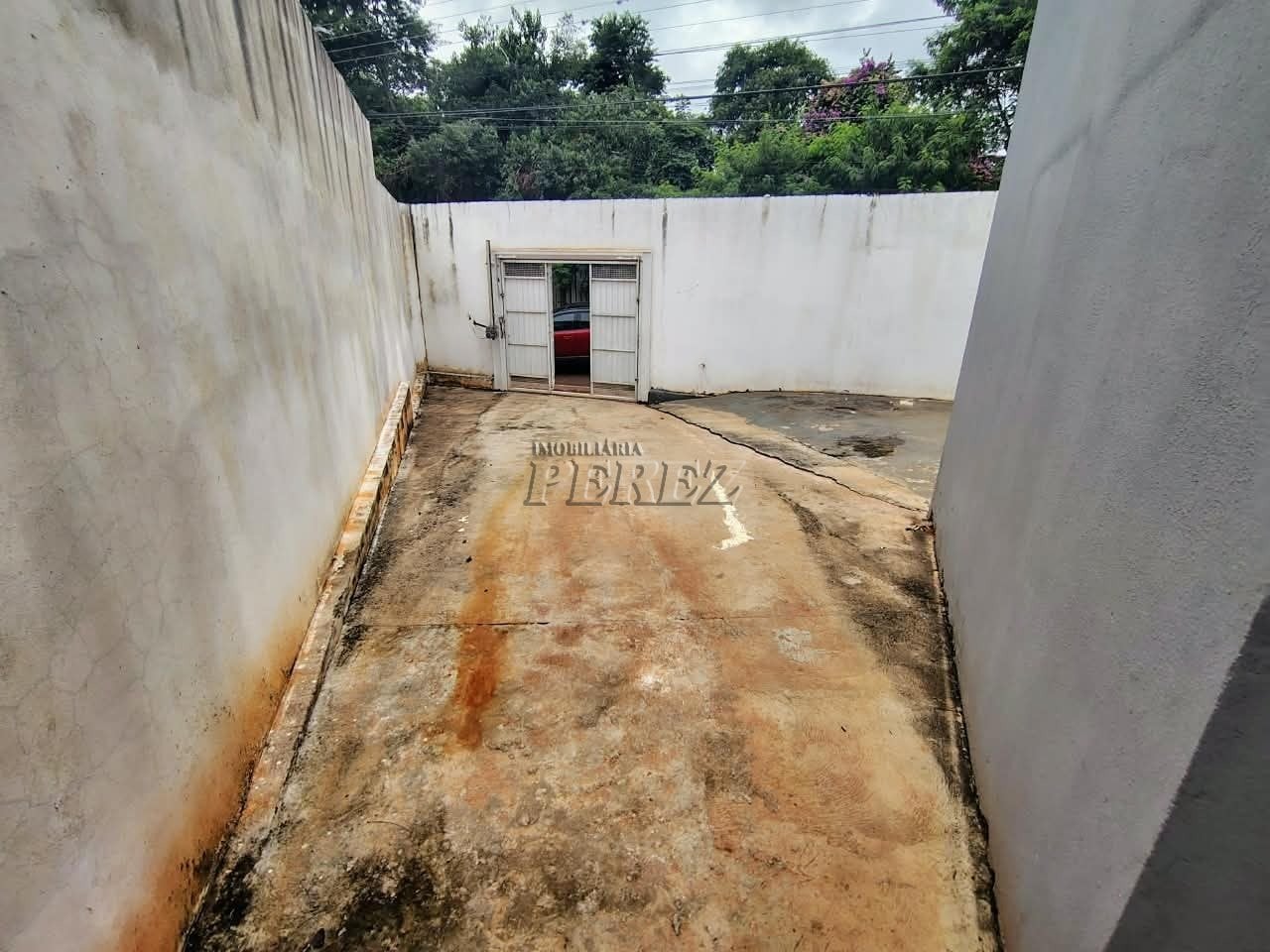 Casa à venda e locação na região leste de Londrina - Cambezinho