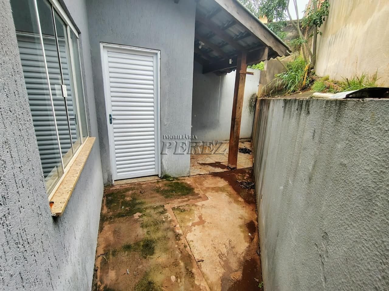 Casa à venda e locação na região leste de Londrina - Cambezinho