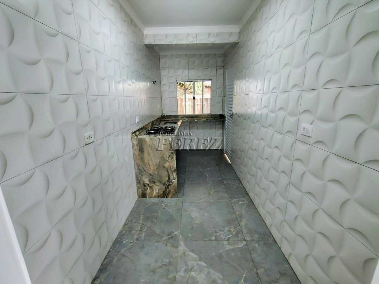 Casa à venda e locação na região leste de Londrina - Cambezinho