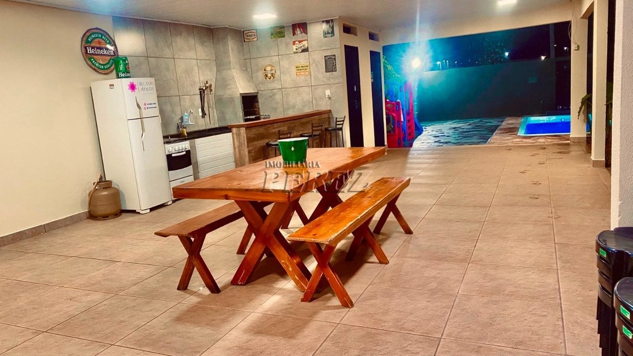 Espaço de festas à venda na região norte de Londrina - Quadra Norte